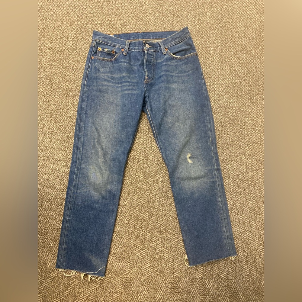 🔥 High Rise, Cropped! Vintage Look Levi's 501 CT Jeans - W25 L24